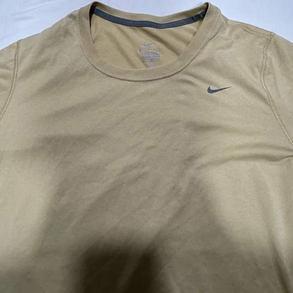 Men’s Nike Long Sleeve Athletic Tee - Picture 2 of 3